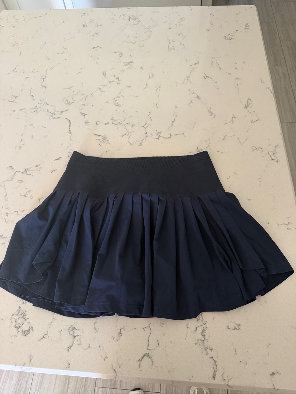 Wilson Midtown Tennis Skirt skort navy blue built in shorts pocket sporty preppy